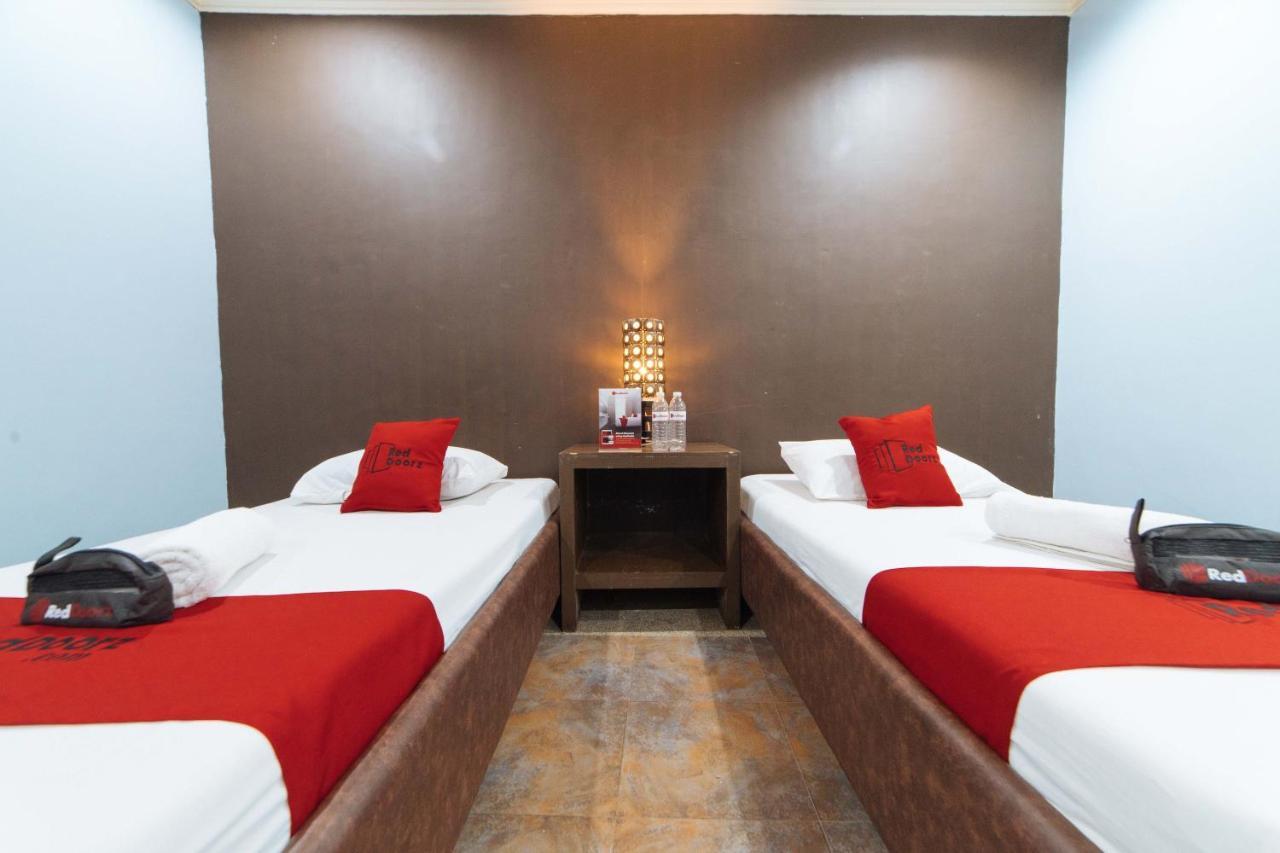 Reddoorz @ N Roldan Street Ξενοδοχείο Kalibo Εξωτερικό φωτογραφία
