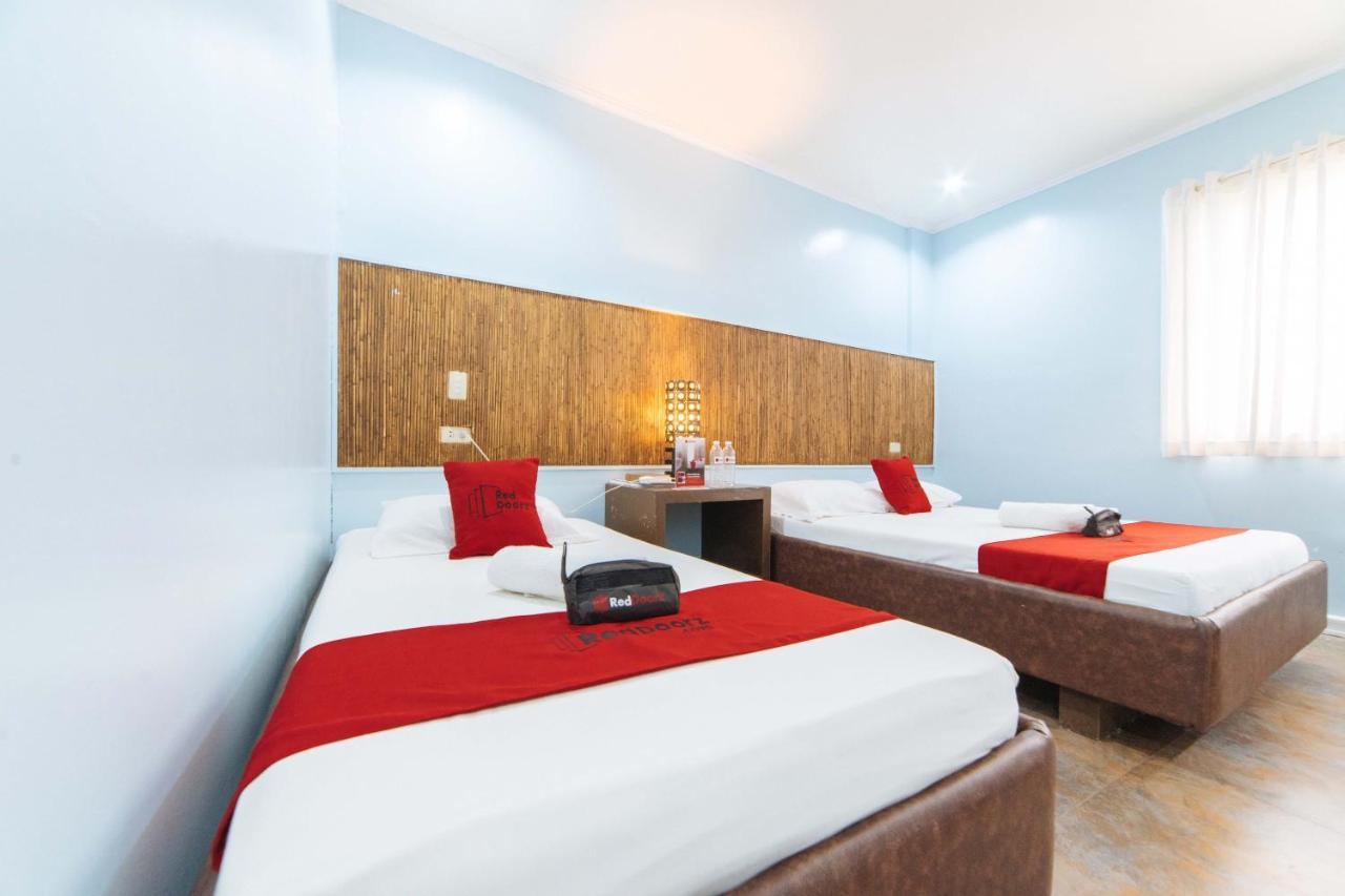 Reddoorz @ N Roldan Street Ξενοδοχείο Kalibo Εξωτερικό φωτογραφία
